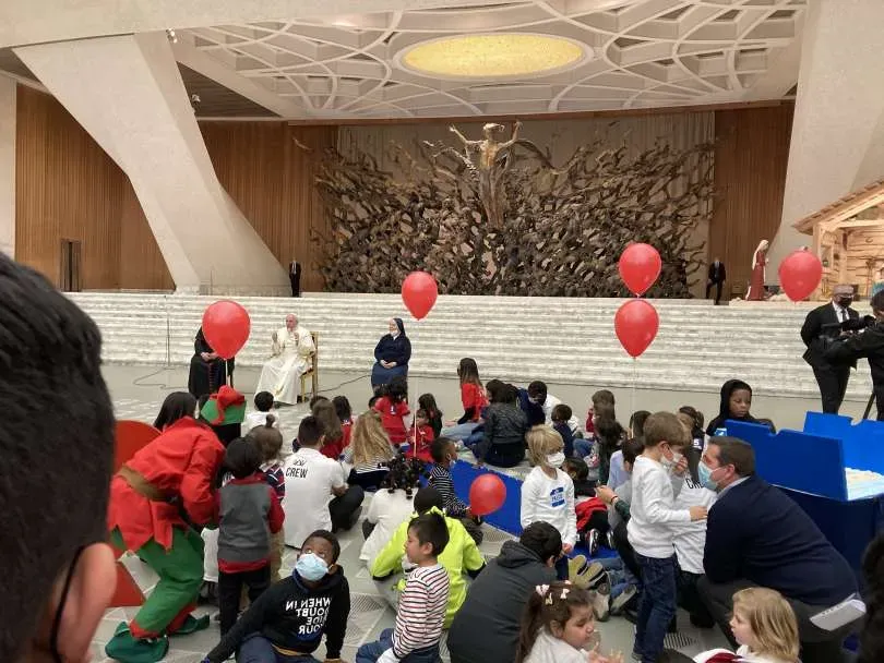 Pope Francis had a belated birthday celebration on Dec. 19 with children helped by the Vatican's Santa Marta Pediatric Dispensary. Veronica Giacometti/CNA