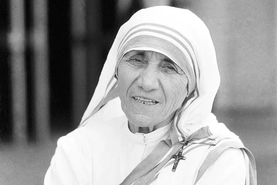 Mother Teresa in the year 1980. L'Osservatore Romano.