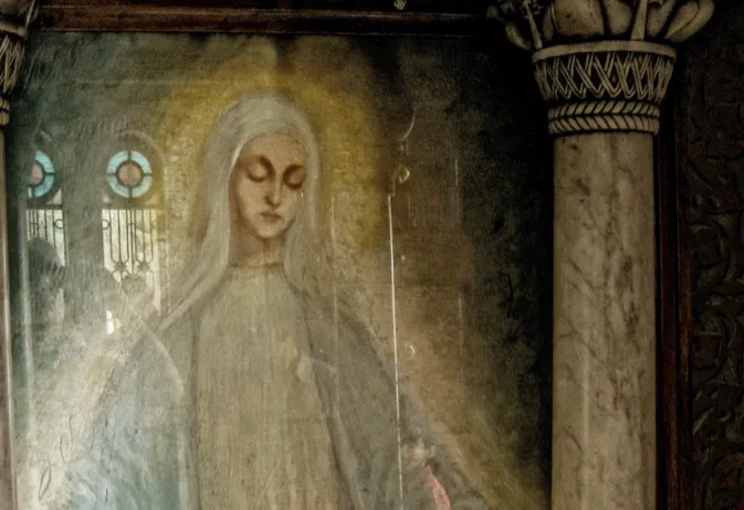 A Marian apparition. / Credit: "The World of Marian Apparitions: Mary's Appearances and Messages from Fatima to Today"