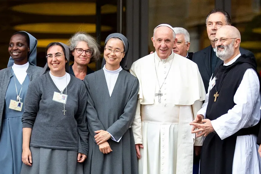 Pope Francis Announces Appointment of Women to Committee Selecting New
