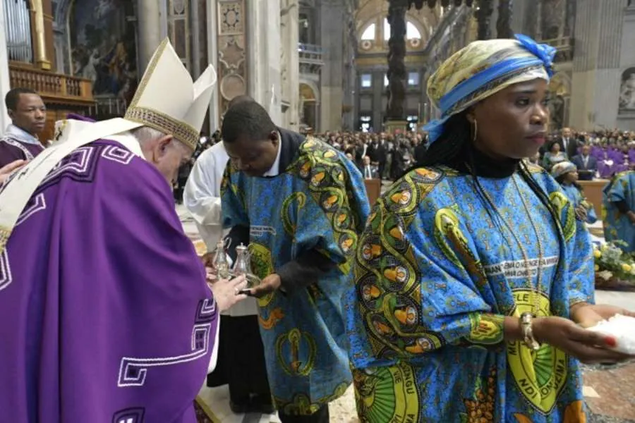 Pope Francis celebrates Mass according to the Zaire Use at St. Peter's Basilica on Dec. 1, 2019. Credit; Vatican Media.