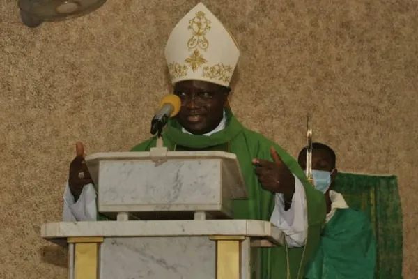 Do “not to give in to despair,” Prelate Reassures “aggrieved” Young People in Nigeria