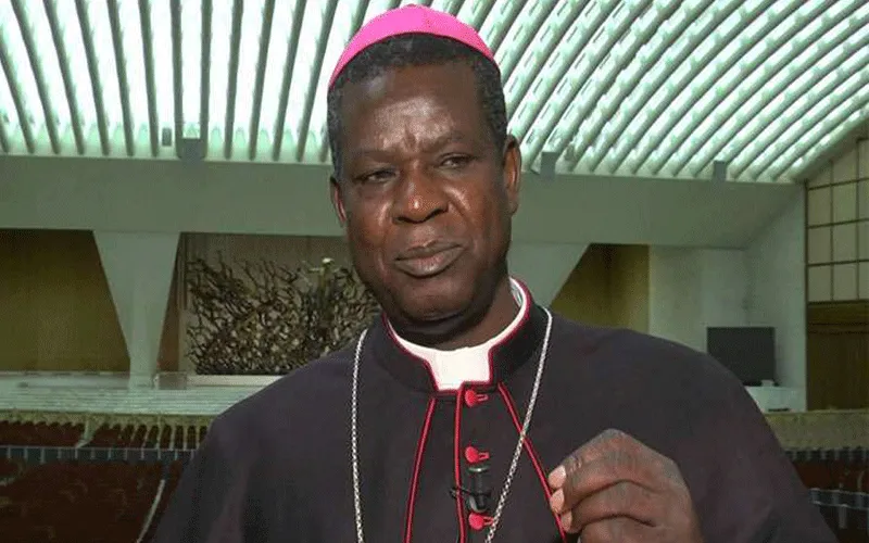 Archbishop Samuel Kleda of Douala Archdiocese, who has practiced herbalism over the years, is receiving public attention with regard to his administering of herbal medicine to COVID-19 patients.
