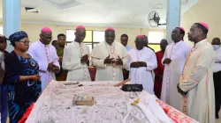 Delegations of Catholic Bishops from the Ibadan and Lagos Ecclesiastical Provinces during a solidarity visit to Nigeria’s Ondo Diocese following Church massacre. Credit: Ondo Diocese