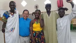 General Councilor for Missions meets with Sudanese refugees. Credit: Salesian Missions