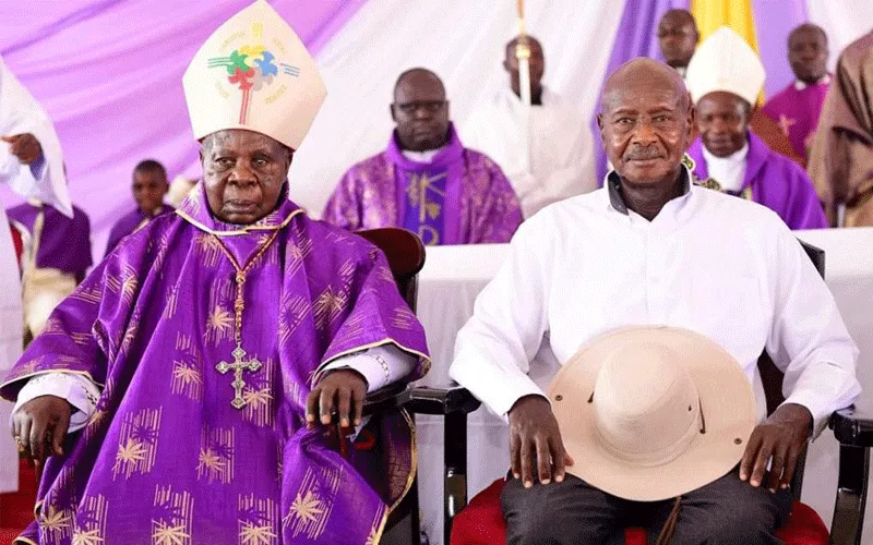 Former Kampala Archbishop Emmanuel Cardinal Wamala (L) with long time friend, Uganda President Yoweri Museveni (r) during the February 29 launch of the memorial museum. / Smart24TV