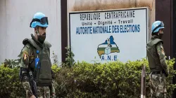 MINUSCA peacekeepers securing the Headquarter of the National Elections Authority, the Central African institution in charge of the organization of the 2020-2021 elections. / MINUSCA