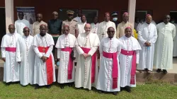 Catholic Bishops in Ivory Coast with administrative authorities during the official ceremony of their 117th plenary Assembly. / Episcopal Conference of Ivory Coast (CECCI)
