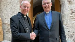 Dr Iain Greenshields(right) and Archbishop Justin Welby (left). Credit: Church of Scotland