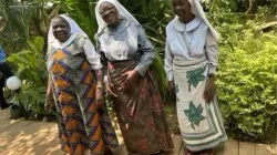 Sr. Lucy Tiyu (left), Sr. Rose Ajija (center), and Sr. Pierina Achito (right), all from the SHS community of Umbadah Omdurman in Sudan’s capital, Khartoum. Credit: The Vulnerable People Project