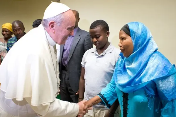 Refugees are Ending Up in a "desert of humanity": Pope Francis
