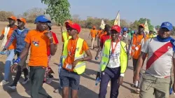 Youths from South Sudan's Catholic Diocese of Rumbek on their peace pilgrimage to Tonj. Credit: Good News Radio/Rumbek Diocese