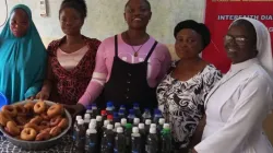 Sr. Ushie Grace Imaji with some beneficiaries of the empowerment program. Credit: ACI Africa
