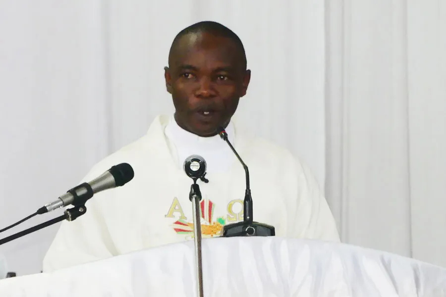 Fr. Martin Njihia addressing Catholic journalists during the 57th World Communication Day (WCD) in Kenya's Nairobi Archdiocese. Credit: ACI Africa