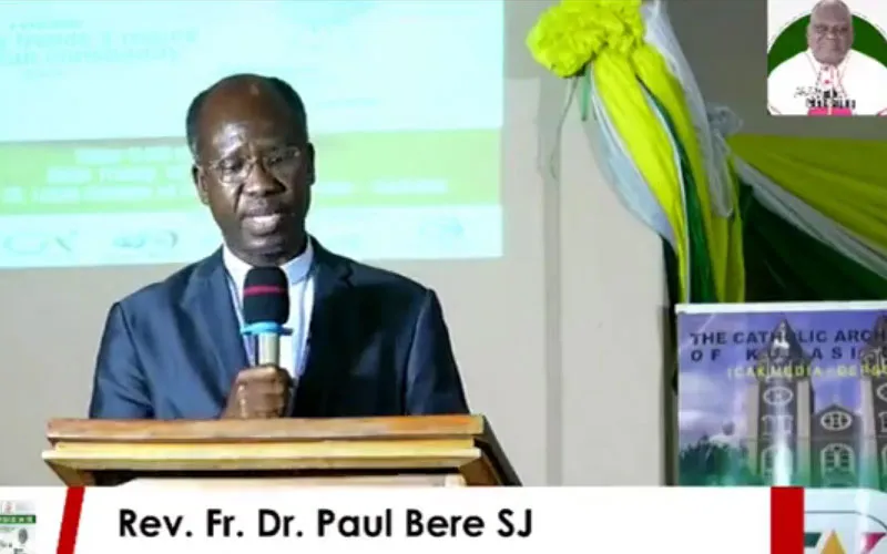 Fr. Paul Béré, delivering the inaugural lecture of the Sarpong Theological Lecture (STL) organized by the Arrupe Jesuit Institute (AJI) on 1 October 2021. Credit: Courtesy Photo