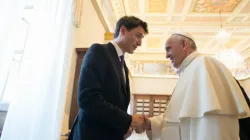 Pope Francis meets with Canadian Prime Minister Justin Trudeau at the Vatican on May 29, 2017. © L'Osservatore Romano.