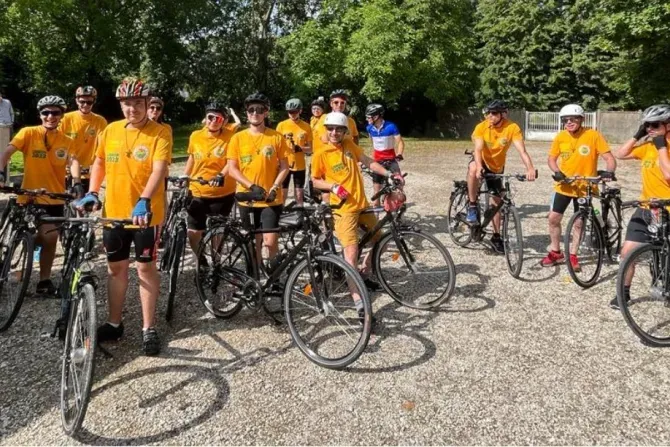 A group of young people left Troyes, France, and will be cycling an average of 56 miles a day, until they reach Celorico de Basto, to participate in the Days in the Dioceses. | Credit: Photo courtesy of Comité Organizador Arciprestal – Celorico de Basto
