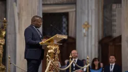 International Rosary: Fr. Roger Wawa, Director of Radio Maria DR Congo leading a decade of the rosary dedicated to Africa at St. Mary Major Basilica on October 7, 2019 / World Family of Radio Maria