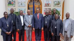 A delegation of Bishops in Kenya with President Uhuru Kenyatta after meeting at the State House. / State House