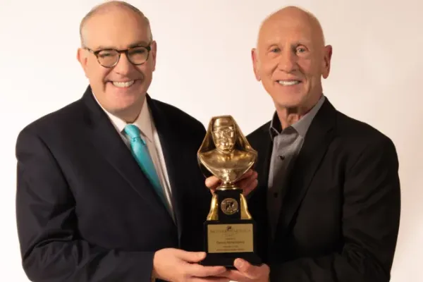 EWTN Honors Former NFL Star Danny Abramowicz with 2022 Mother Angelica Award