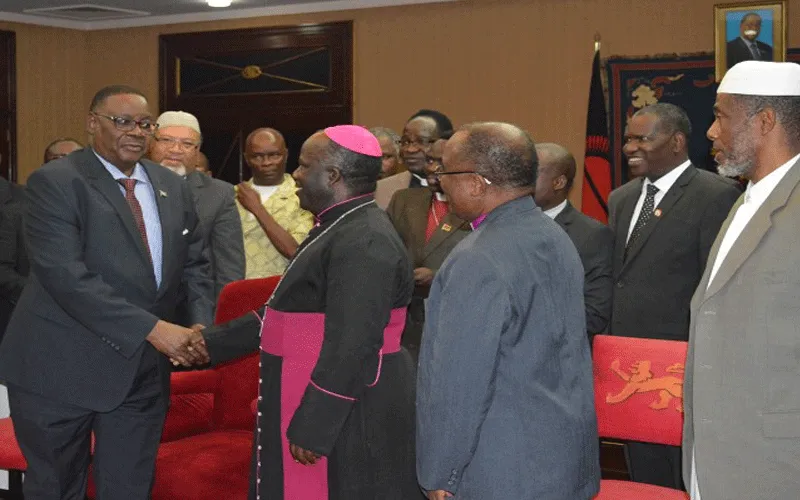 Mediation team in Malawi meets President Peter Mutharika on dialogue toward peace