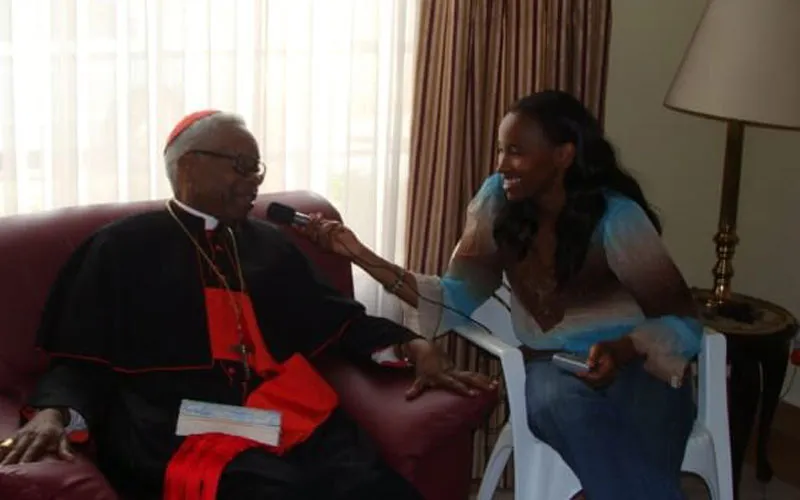 Late Alexandre José Maria Cardinal dos Santos in an interview with Sheila Pires. Credit: Sheila Pires