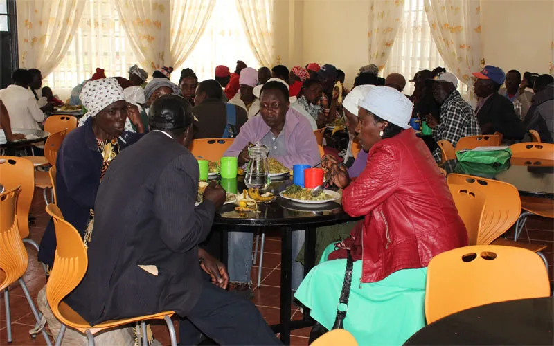 Members of one of the support groups at Upendo Village in Naivasha, Kenya, in the Catholic Diocese of Nakuru, sharing a meal / Assumption Sisters of Nairobi, Upendo Village