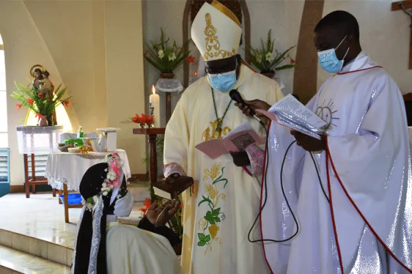 Nuns Urged to Detach Themselves from “worldly things” at Religious Profession in Malawi