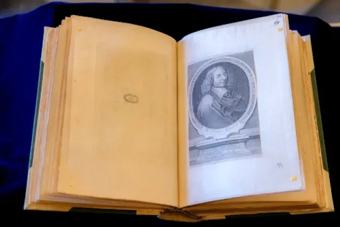 Vatican Library Showcases First-edition Works by 17th-century Philosopher, Blaise Pascal