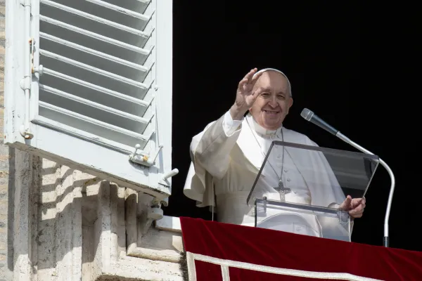Accept the "Paradox of the Beatitudes": Pope Francis at the Sunday Angelus