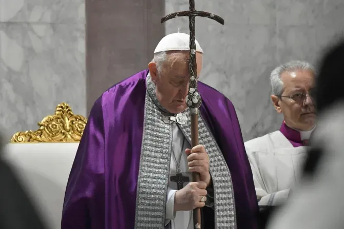 Pope Francis on Ash Wednesday: "Let us return to God with all our heart"