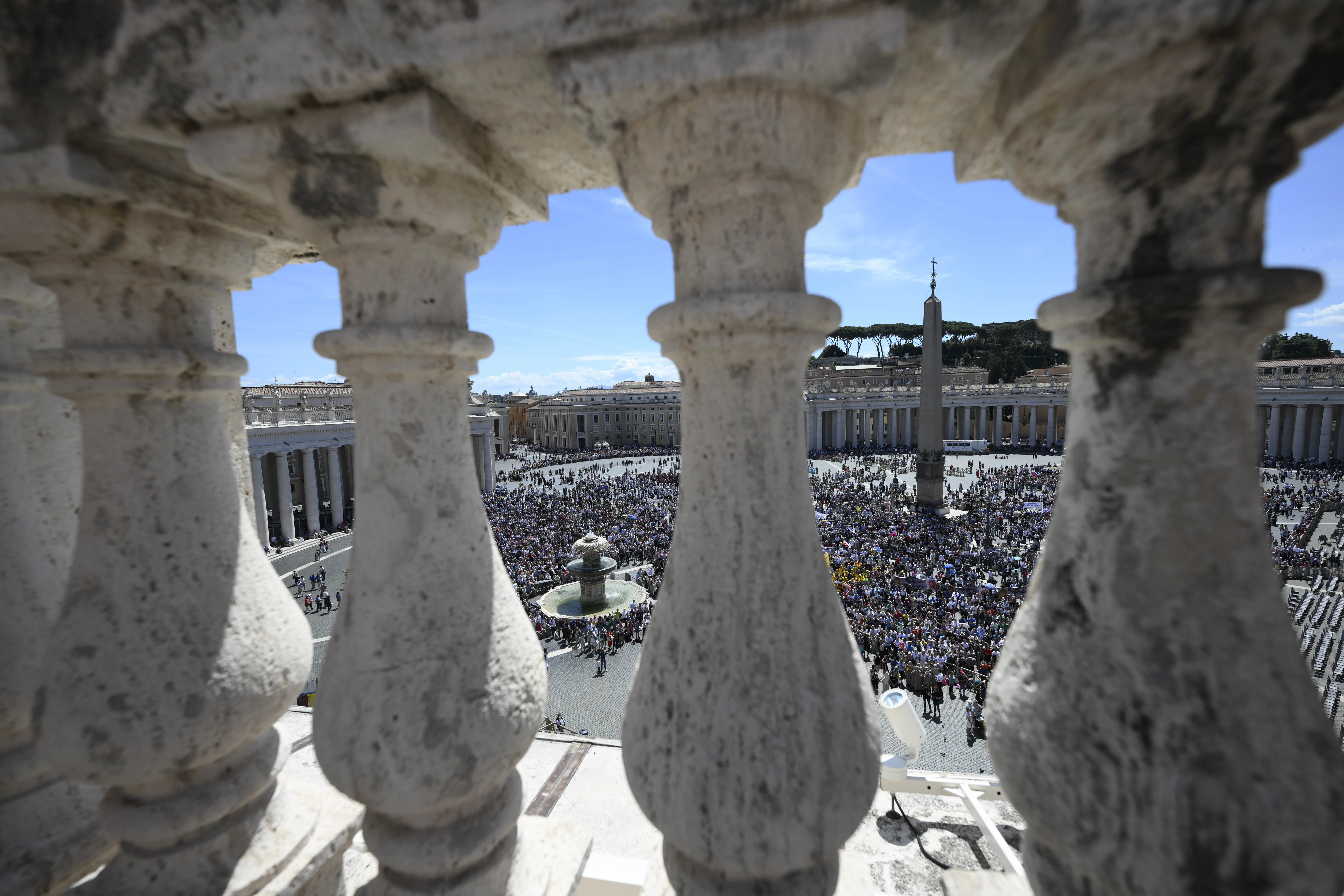 Pilgrims gather in St. Peter’s Square at the Vatican for Pope Francis’ Regina Caeli prayer and address on Sunday, May 5, 2024. / Credit: Vatican Media