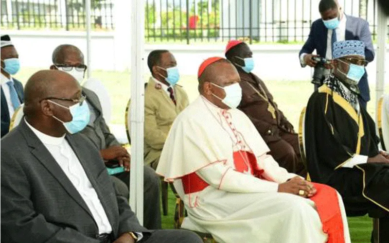Religious leaders in the Democratic Republic of Congo during their meeting with President Felix Tshisekedi to strategize over COVID-19 pandemic