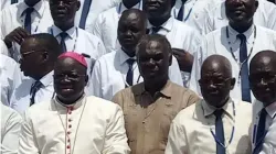 Bishop Matthew Remijio with members of the Catholic Men Association (CMA) in Wau Diocese. Credit: Voice of Hope Radio (VoH)