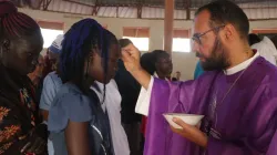Bishop Christian Carlassare at Holy Family Cathedral of Rumbek Diocese on Ash Wednesday, 22 February 2023. Credit: Fr. Wanyonyi Eric Simiyu, S.J./Rumbek