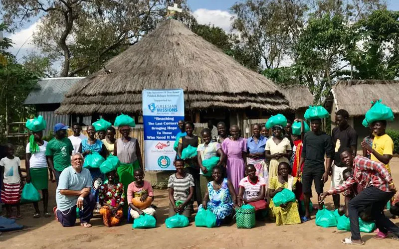Salesians Reach Out to Hundreds of Refugees in Uganda with Food Aid