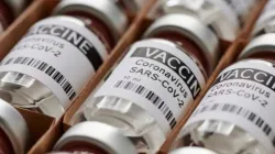 Coronavirus vaccine, stock image / M-Foto/Shutterstock