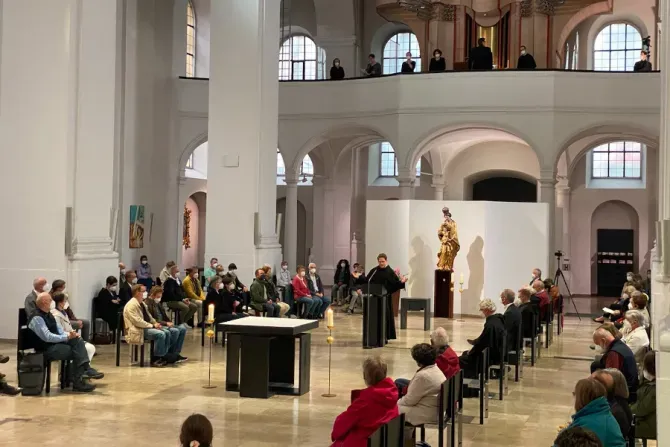 A blessing service at St. Augustin Catholic church in Würzburg, Germany, for couples, including those of the same-sex, May 10, 2021. | Gehrig/CNA Deutsch.