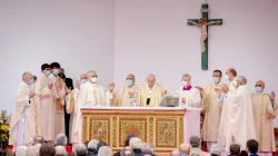 Pope Francis celebrates Mass at the Rome campus of the Catholic University of the Sacred Heart, Nov. 5, 2021. Daniel Ibáñez/CNA.