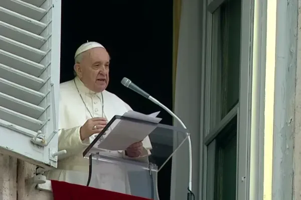 God Wants to Live With Us and In Us: Pope Francis at Sunday Angelus