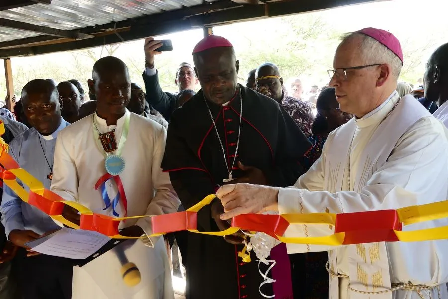 Archbishop Hubertus van Megen and Bishop Cleophas Oseso Tuka officially open the Good Samaritan Catholic Mission Hospital Tangulbei in the Catholic Diocese of Nakuru. Credit: ACI Africa