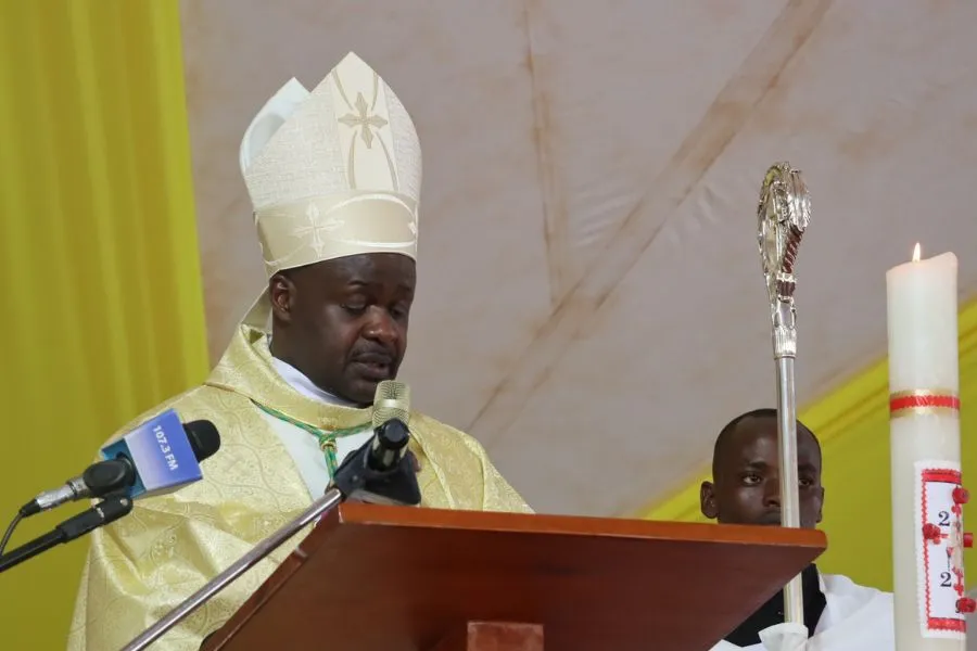 Bishop Cleophas Oseso Tuka of Kenya's Nakuru Diocese addressing congregation at his Episcopal Ordination Saturday, 6 May 2023. Credit: ACI Africa