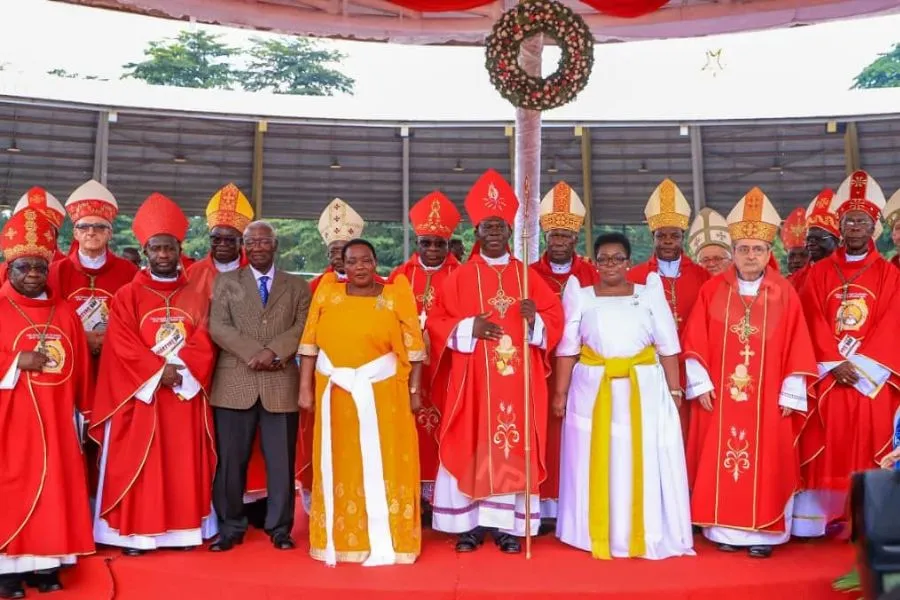 Catholic Bishops in Uganda with government officials at the end of the Eucharistic Celebration marking Martyrs Day 2023. Credit: Uagnada Catholic Online