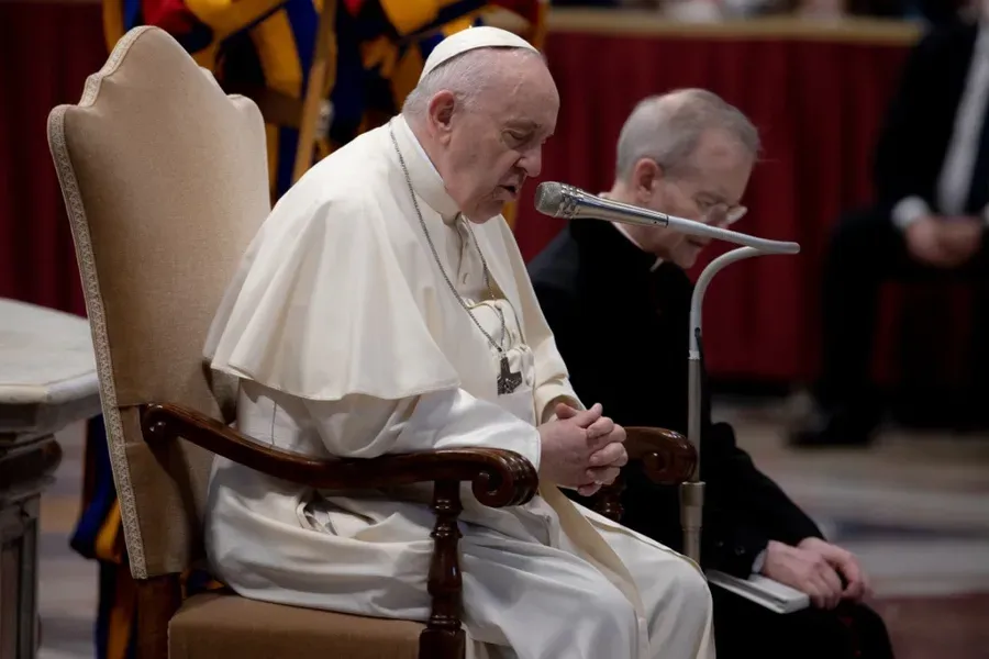 Pope Francis prays for children in Ukraine, March 16, 2022. Daniel Ibáñez/CNA.
