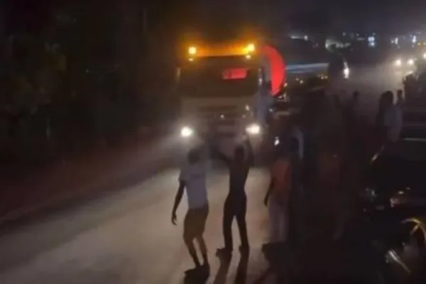 Jihadists Expand Operations in Mali, Force Women to Wear Veils, Extort, Kidnap for Ransom: Report