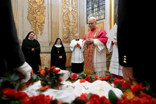 Pope Leo XIV meets a pair of lambs blessed for the feast of the Roman virgin and martyr St. Agnes in the Urban VIII Chapel in the Vatican’s Apostolic Palace on Jan. 21, 2026. | Credit: Vatican Media