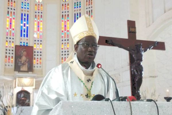 “Stop all forms of violence, establish inclusive dialogue”: Guinean Prelate to Politicians