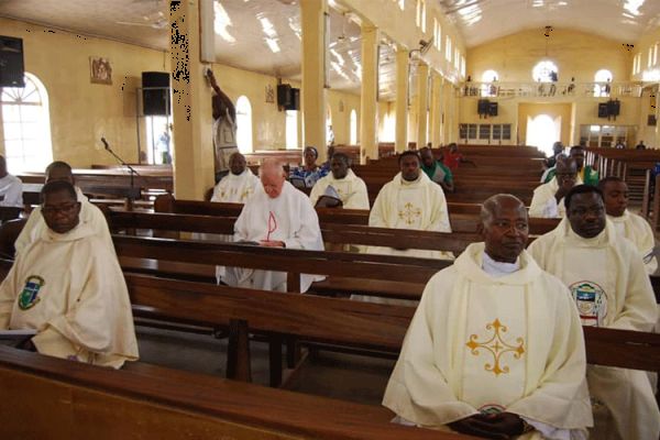 Due to COVID-19, 50-person Congregation Witnesses Installation of Nigerian Archbishop