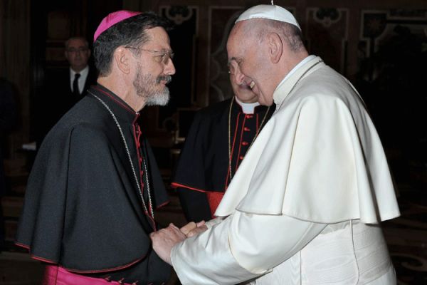 In a Phone Call, Pope Francis Comforts Bishop of Mozambique’s Pemba Diocese amid Crisis