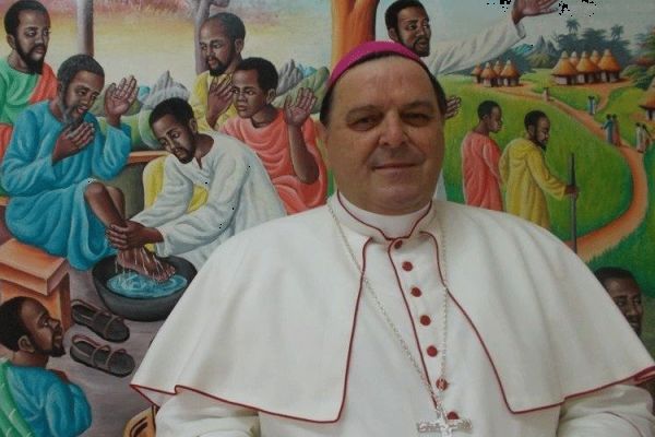 “Engage in responsible dialogue on security, (public) welfare”: Bishop in Sierra Leone
